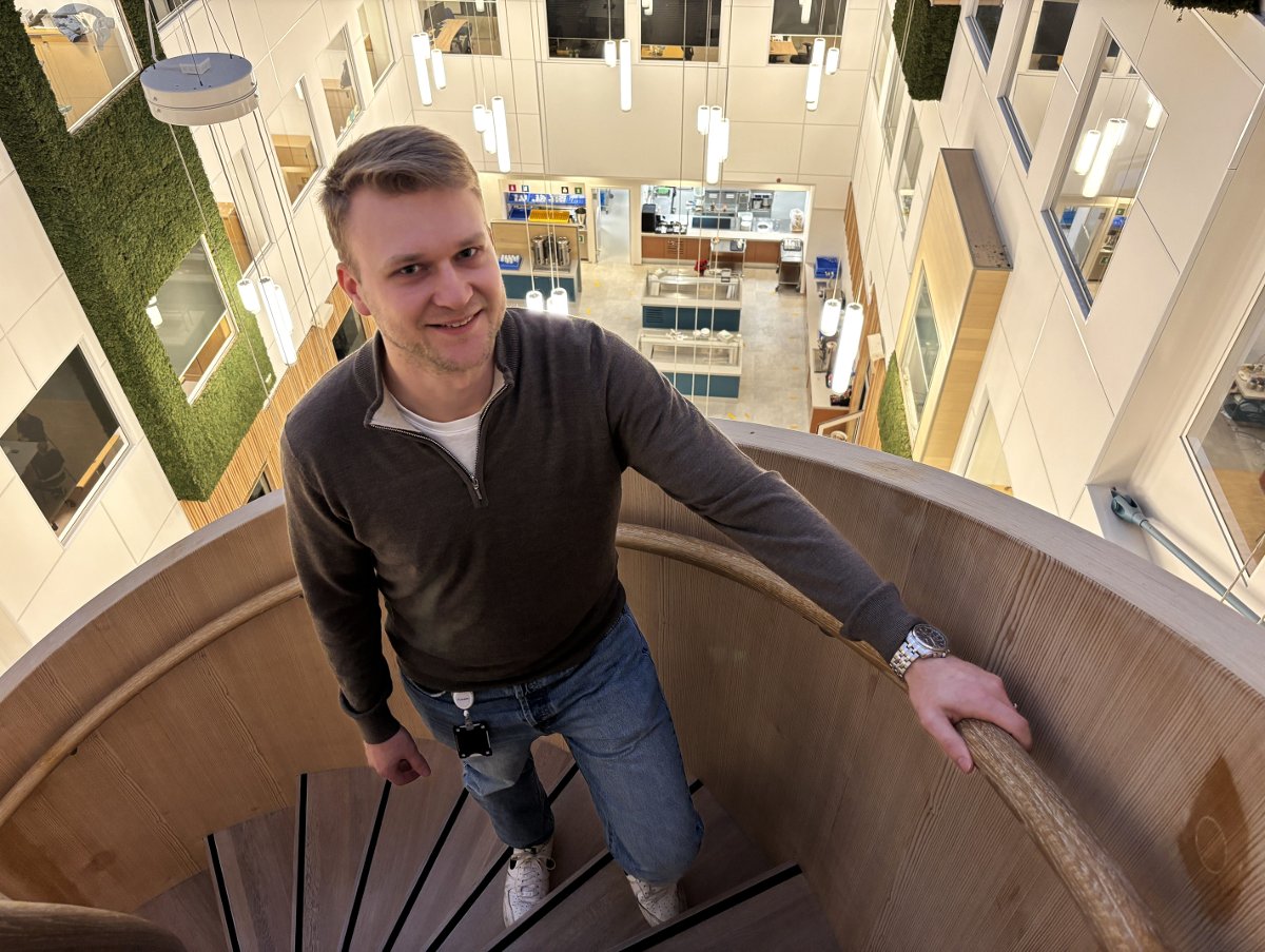 Kristian (28) landet drømmejobben på «Hjem til Larvik» 