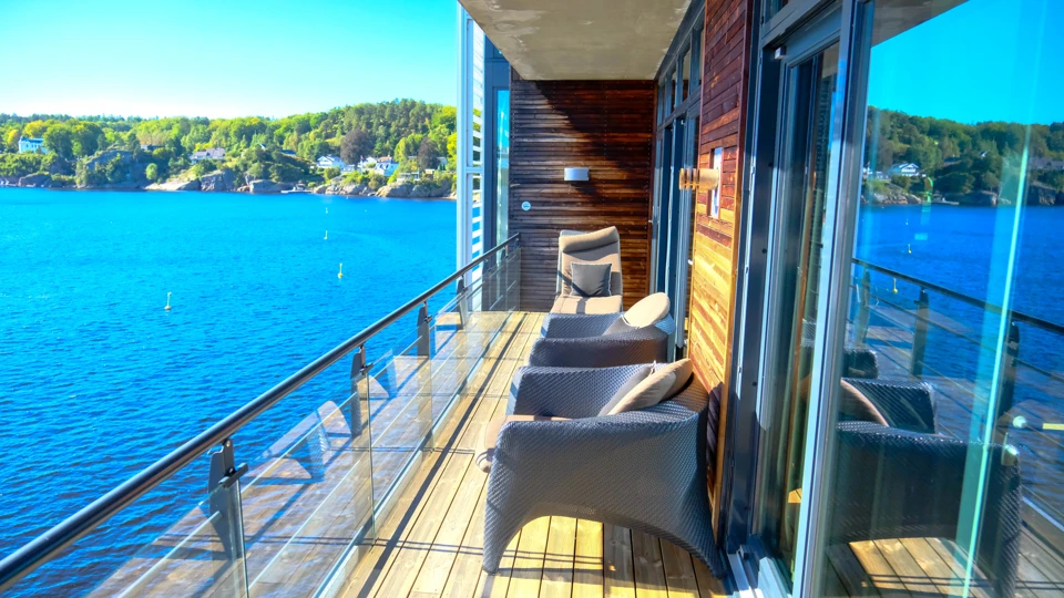 Farris Bad Larvik Leverer 13