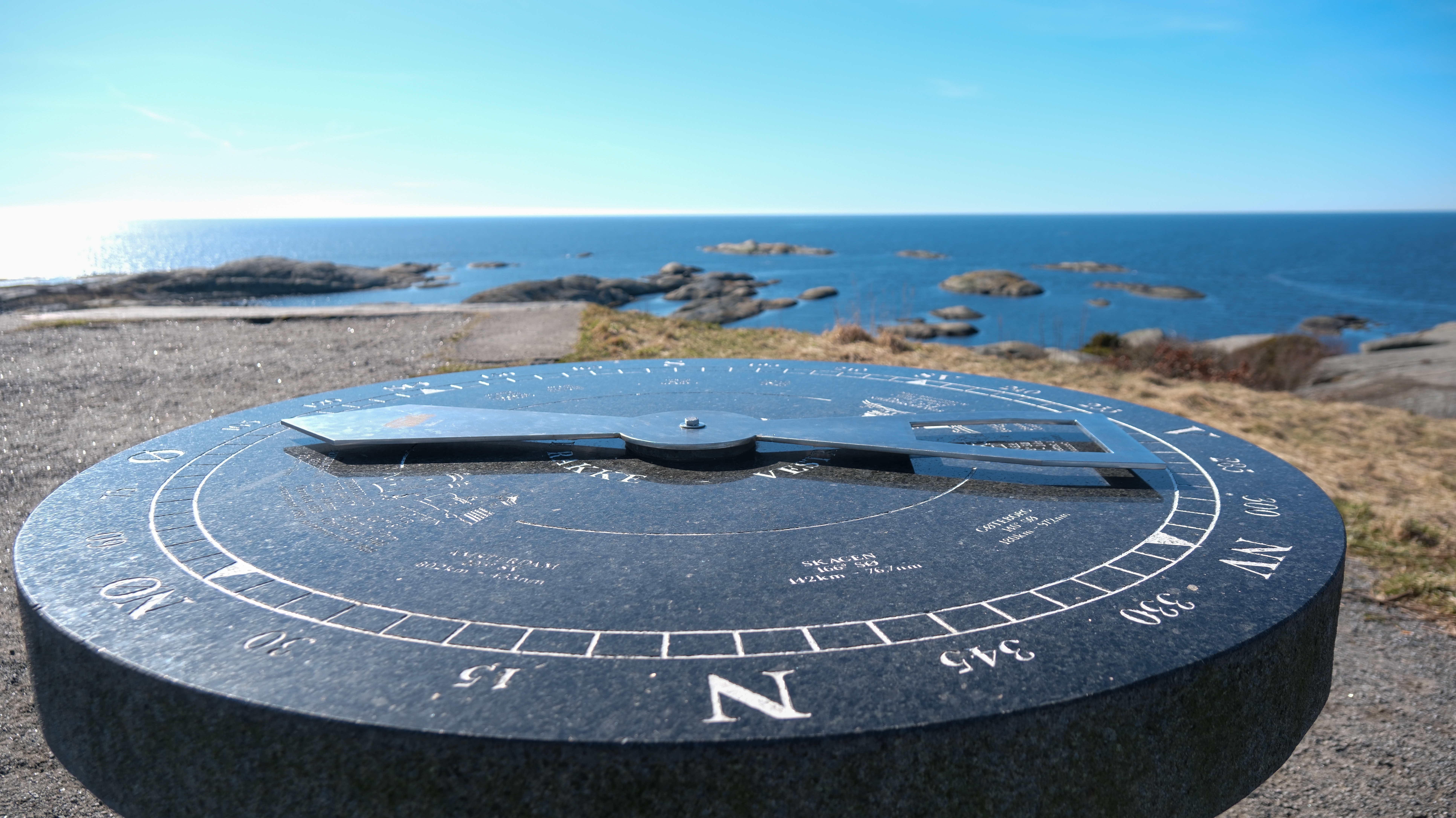 Erik Bjerke, Karoline Rejnås Og Isak 33