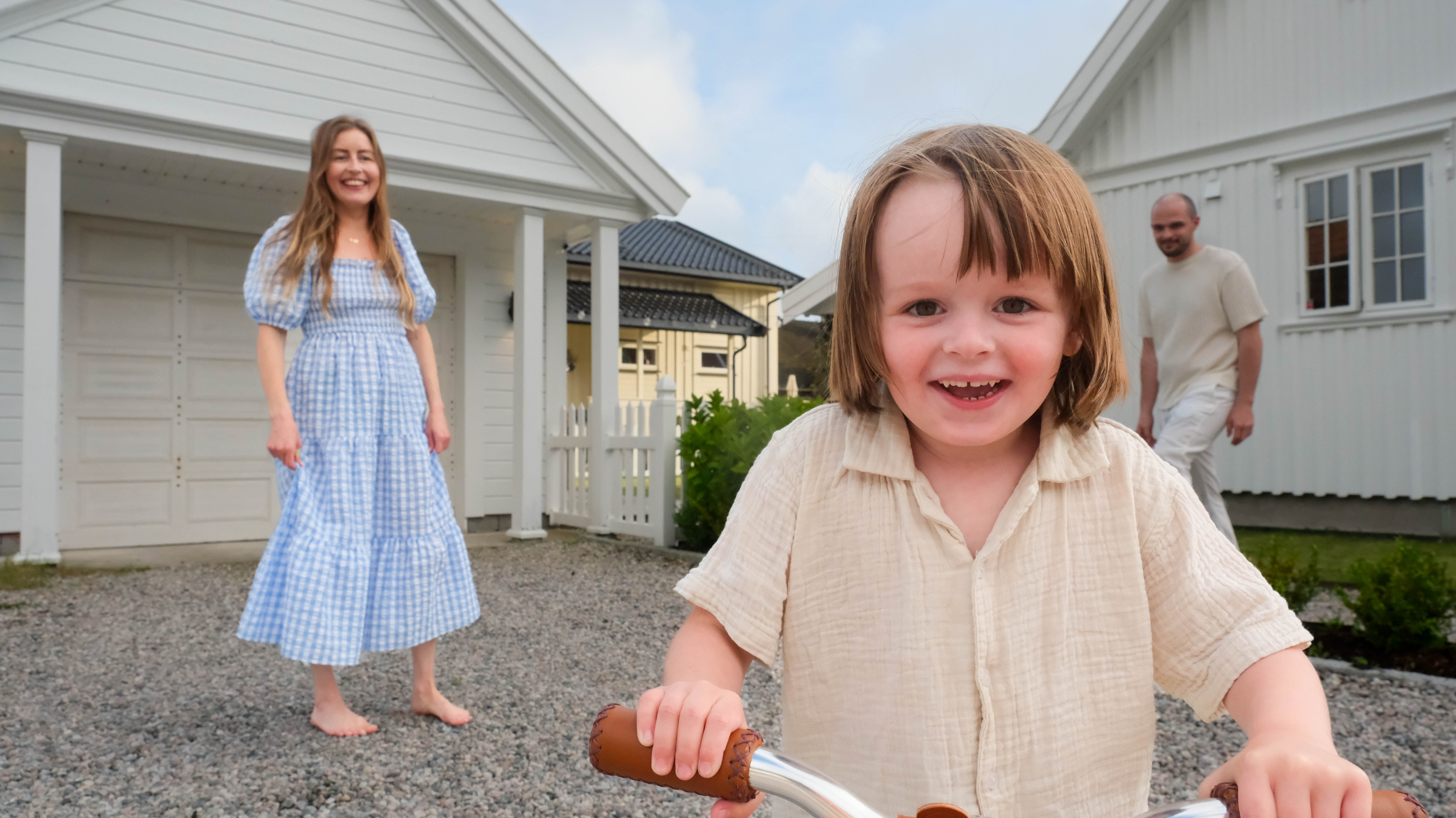 Familien kjente ingen i Larvik - kjøpte hus halvannen time etter visning