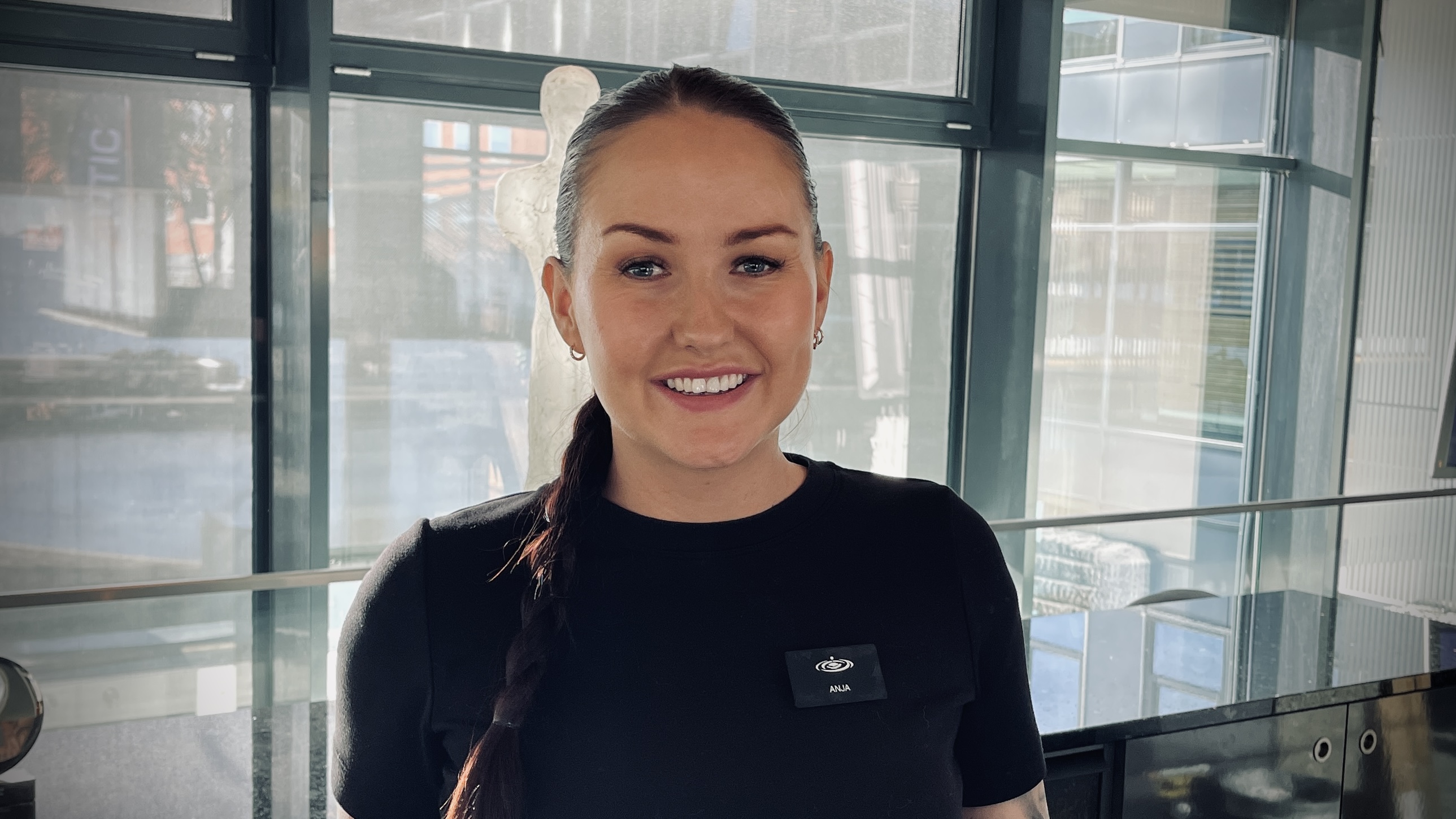 –  Veldig mye mer avslappet her enn i Oslo. Kollegaene føles mer som familie og venner