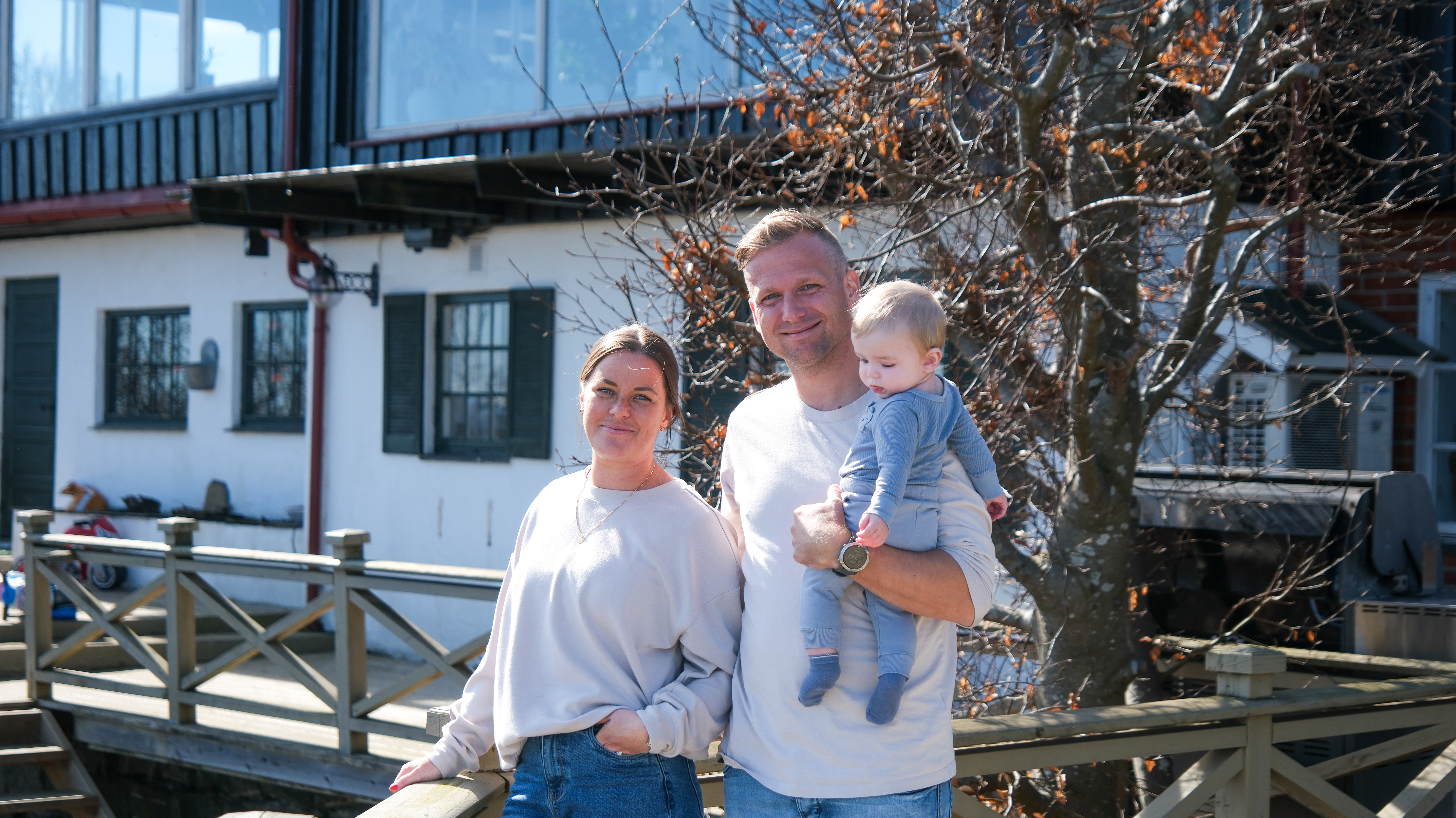 Erik Bjerke, Karoline Rejnås Og Isak 59